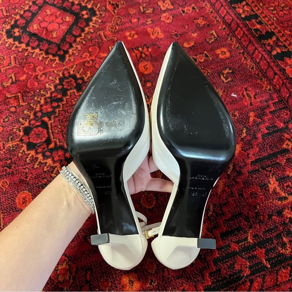 Givenchy G-Lock Platform Pumps in Ivory with Gold Hardware Size 39 US 9 - Picture 10 of 12